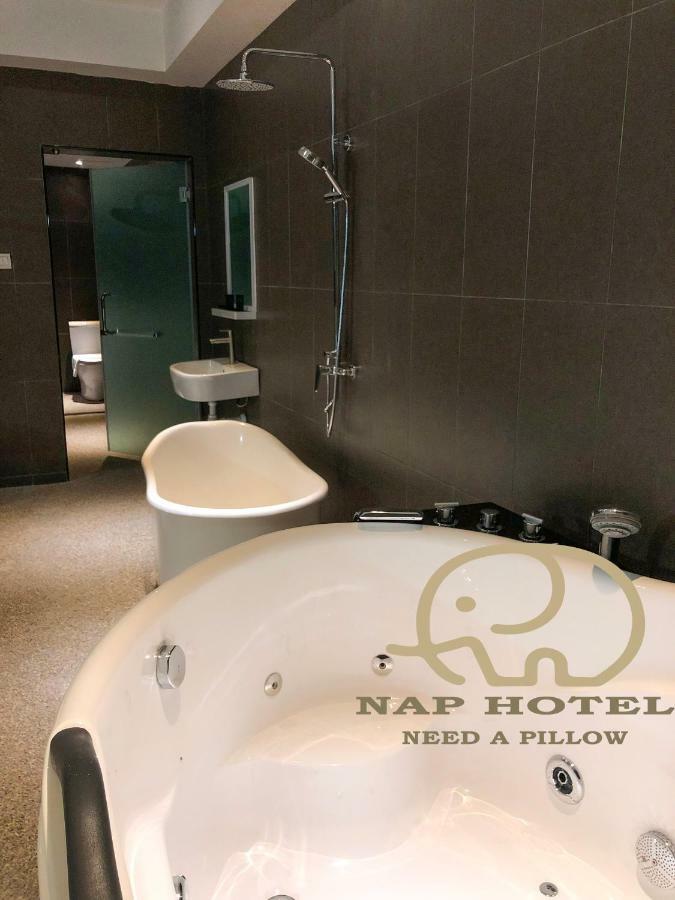 Nap Hotel Джохор-Бару Екстер'єр фото