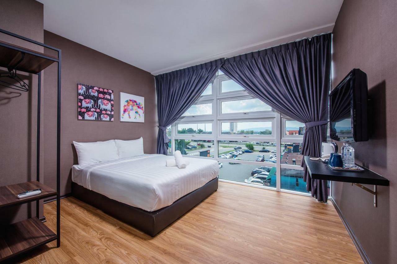 Nap Hotel Джохор-Бару Екстер'єр фото