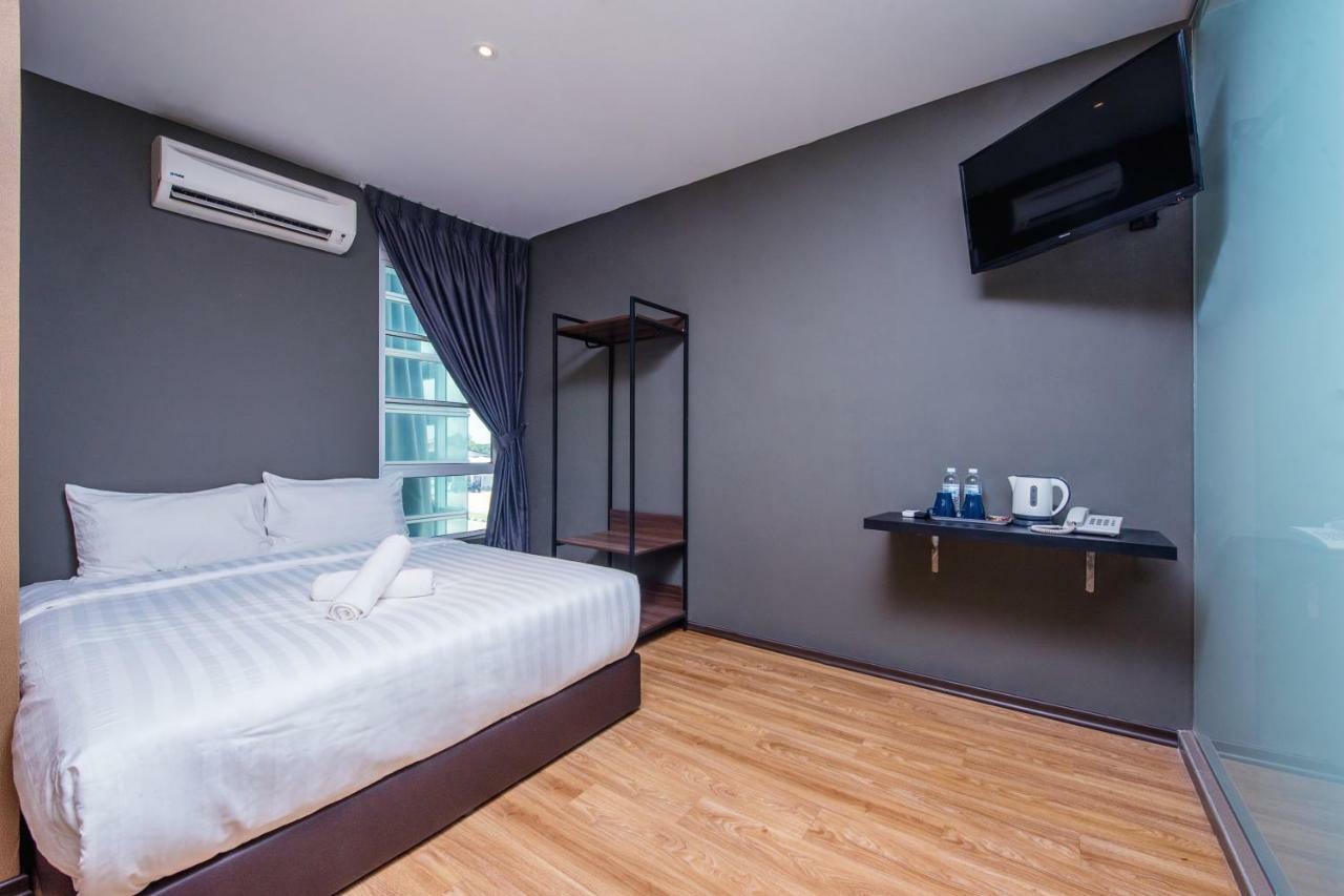 Nap Hotel Джохор-Бару Екстер'єр фото