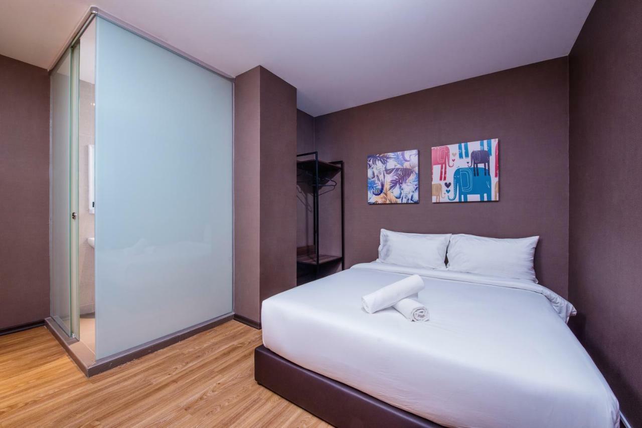 Nap Hotel Джохор-Бару Екстер'єр фото