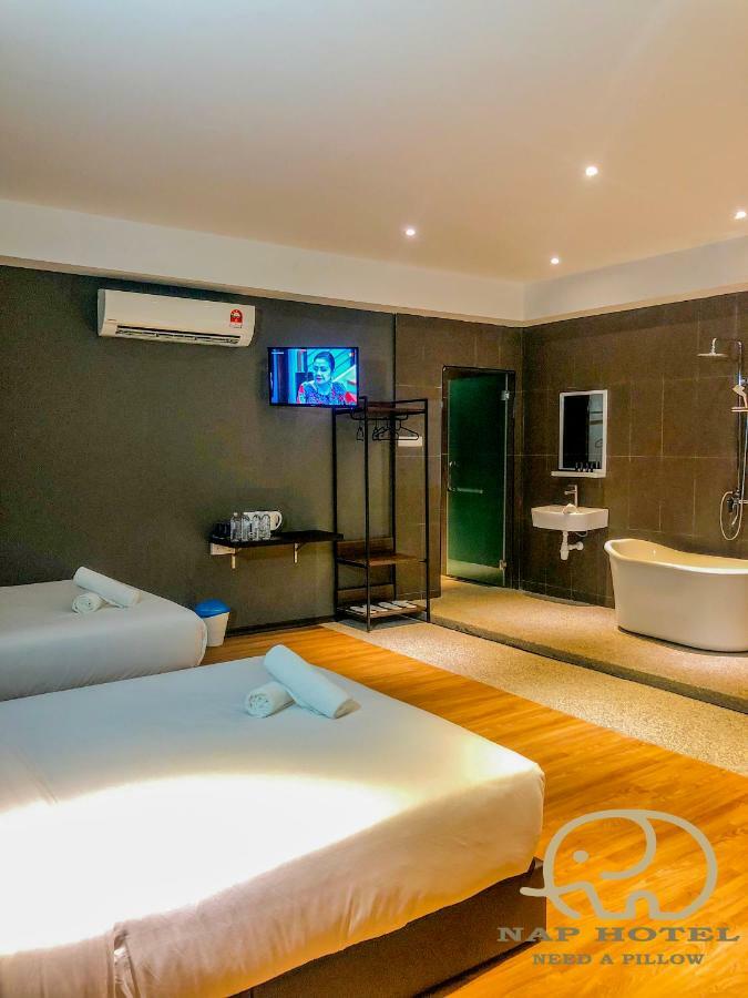 Nap Hotel Джохор-Бару Екстер'єр фото